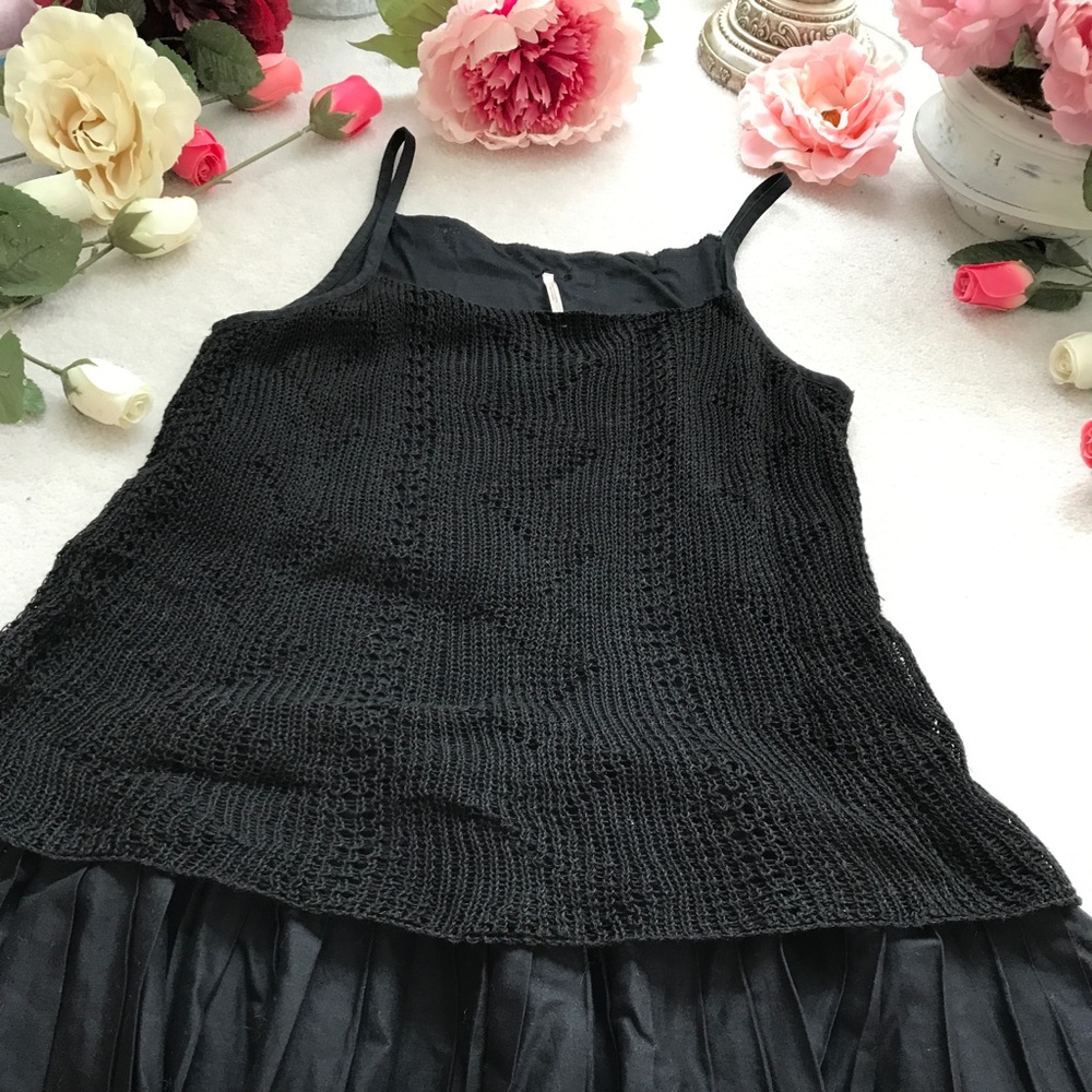 Free People top - Picture 2 of 6